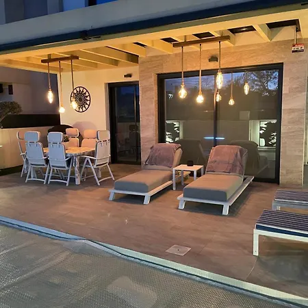 Casa Nouche ヴィラ ロス・モンテシーノス